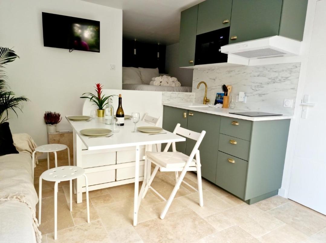 Studio Au Bas Des Cretes En Bas De Villa A La Ciotat Proche De La Mer Et De Marseille Exterior foto